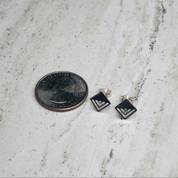 925 Sterling Silver Geometric Square Earrings - Picture 16 of 16